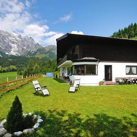 Holiday House, Dien Динтен-ам-Хохкёниг
